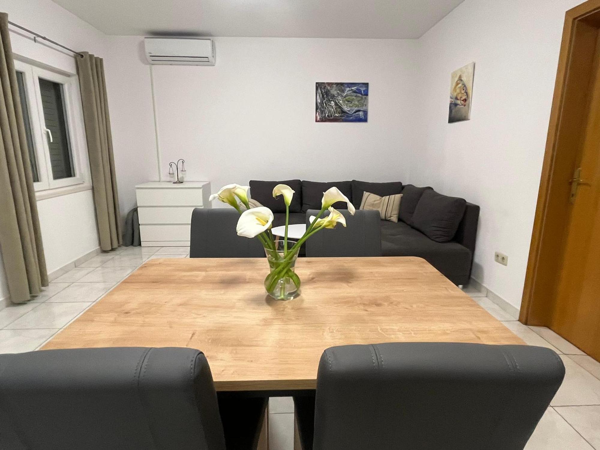 Apartman Krsticevic Metkovic Luaran gambar